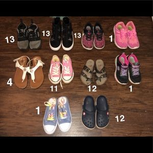 Little girls shoes —> sizes listed in photo!!